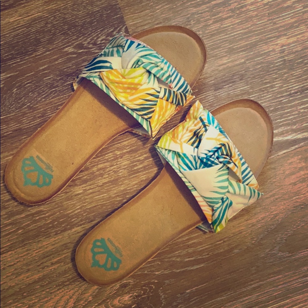 Floral sandals